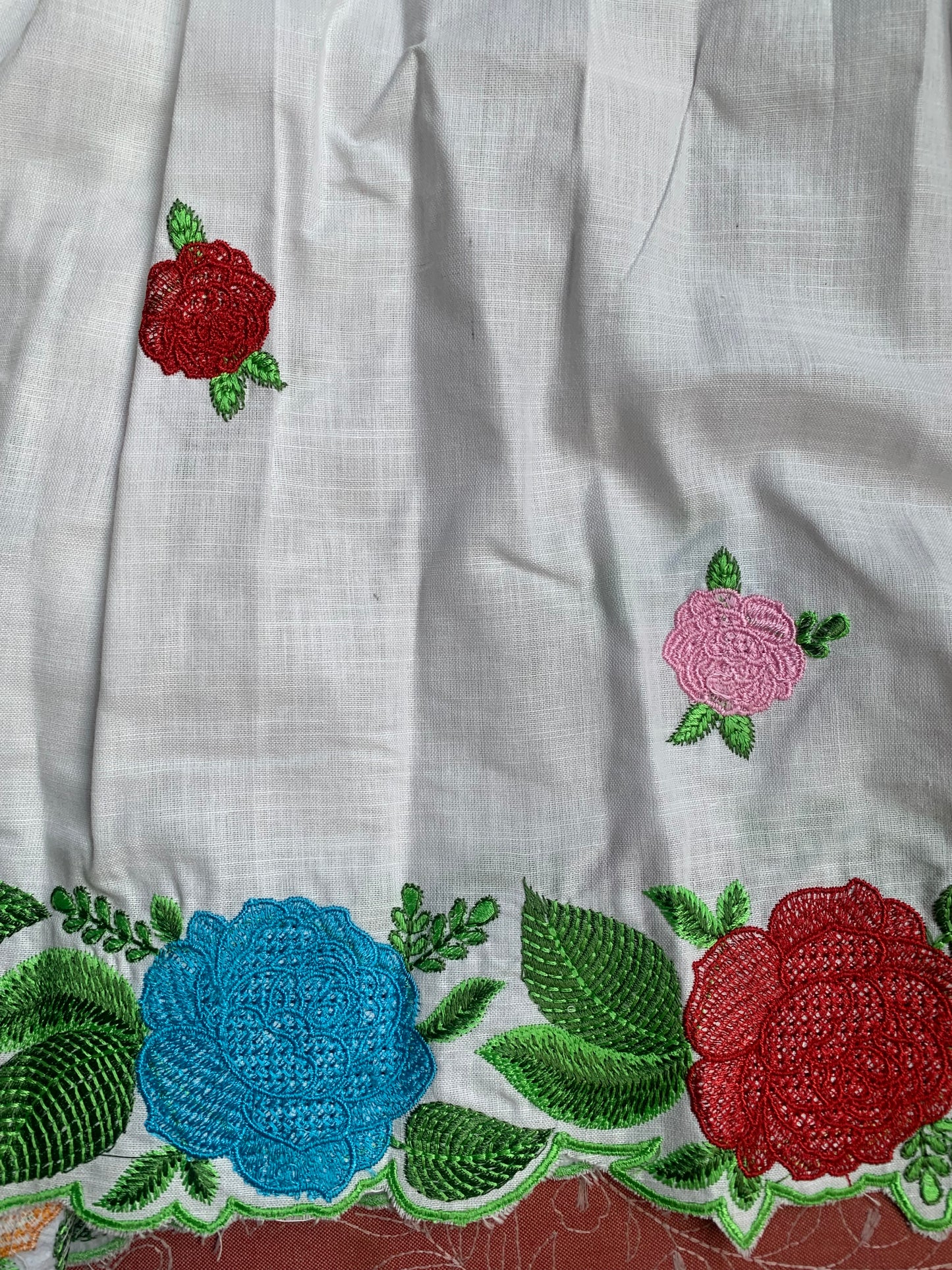 Bhagalpuri Handmade White Cotton Floral Embroidered Kurta Set