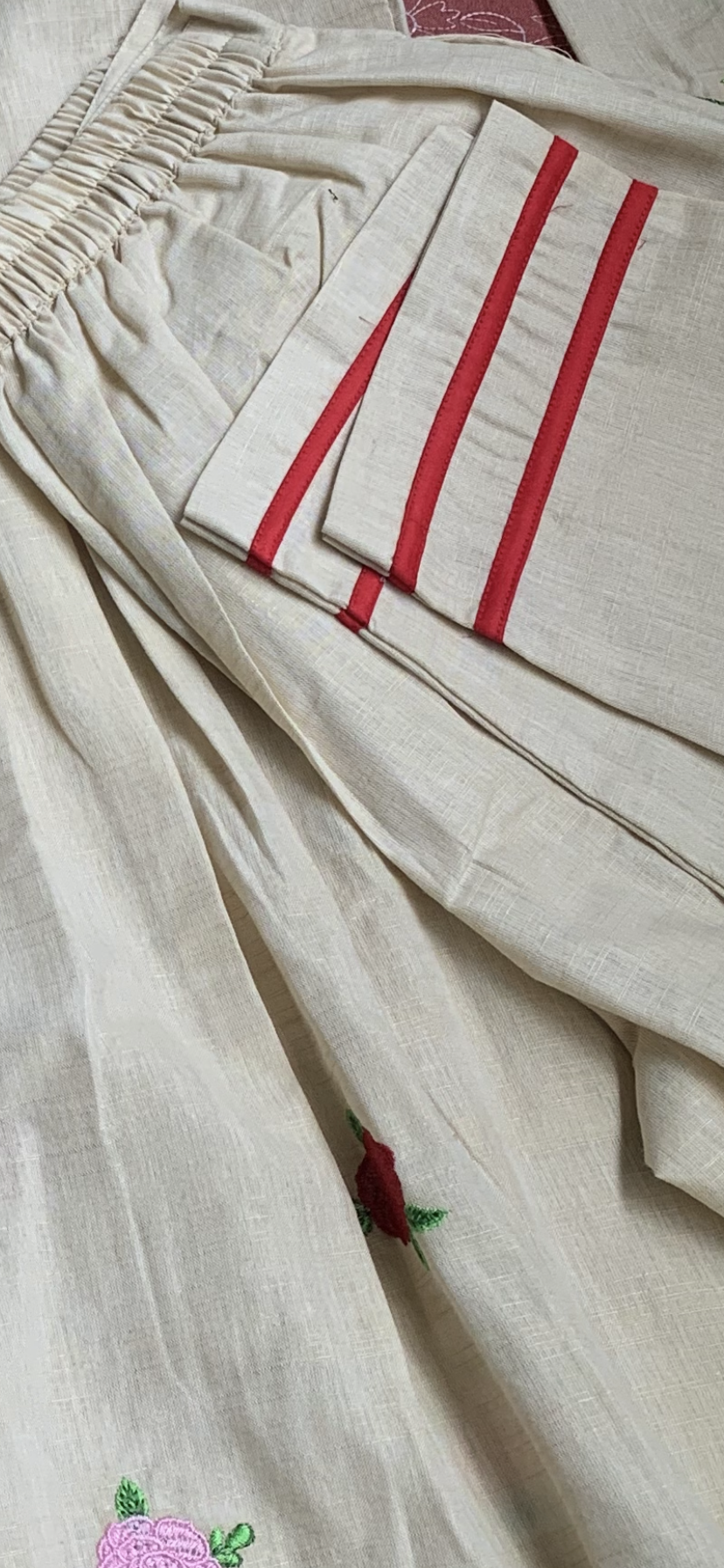 Bhagalpuri Handcrafted Beige Cotton Embroidered Kurta Set with Dupatta